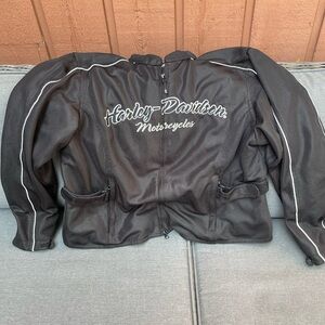Size 2w Harley jacket